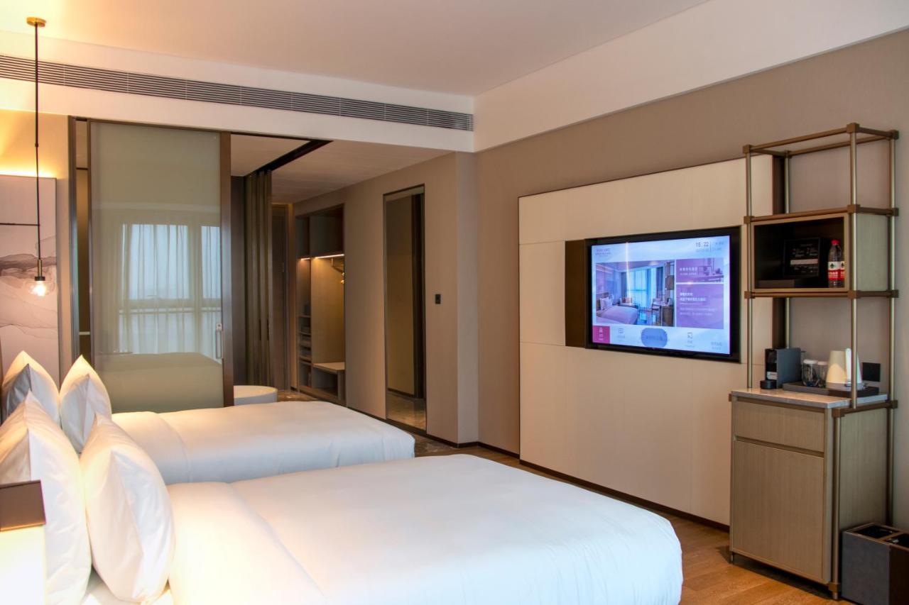 Guangzhou Pazhou Ln Dongfang Hotel Екстериор снимка