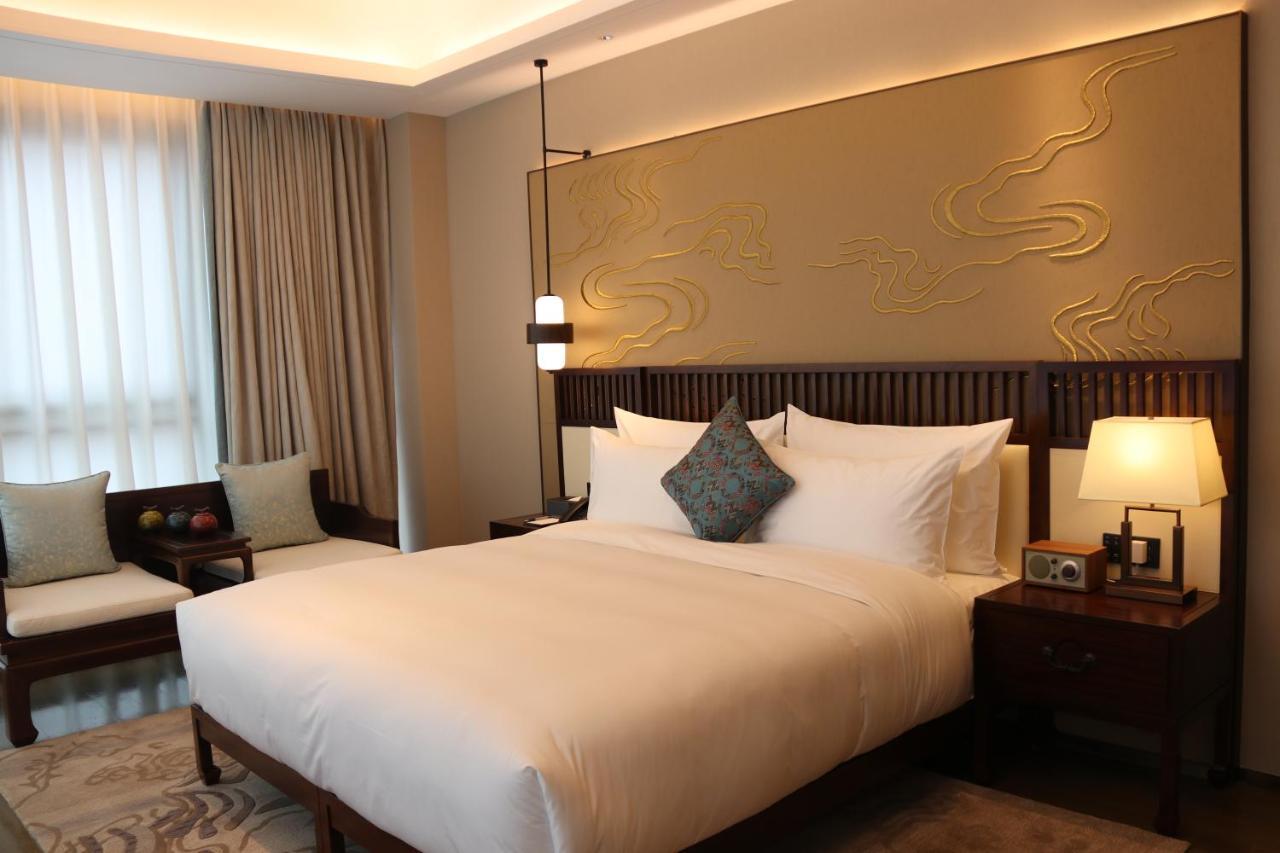 Guangzhou Pazhou Ln Dongfang Hotel Екстериор снимка