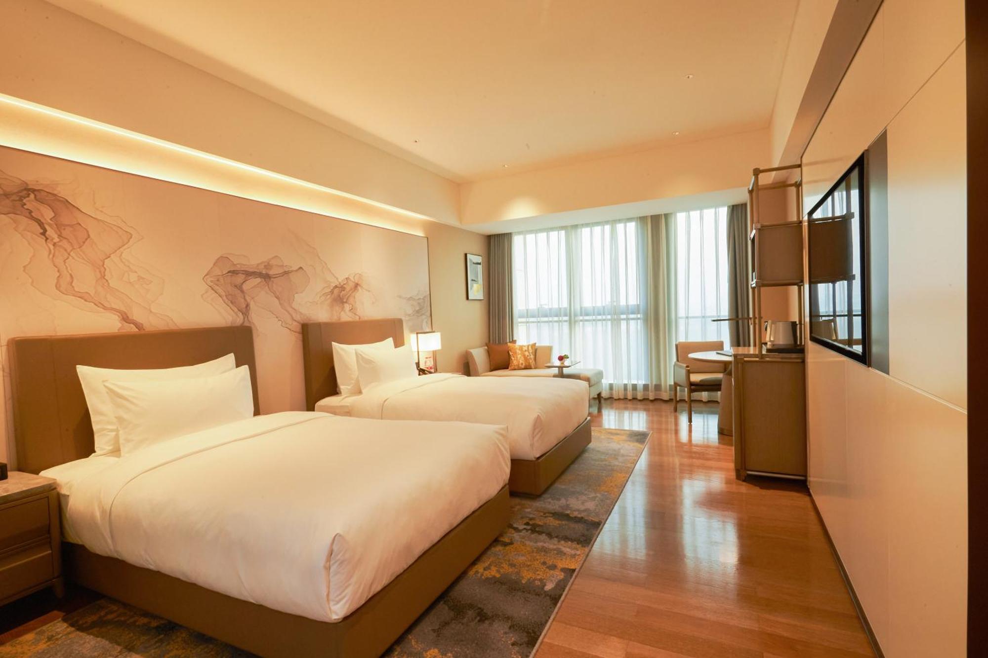 Guangzhou Pazhou Ln Dongfang Hotel Екстериор снимка