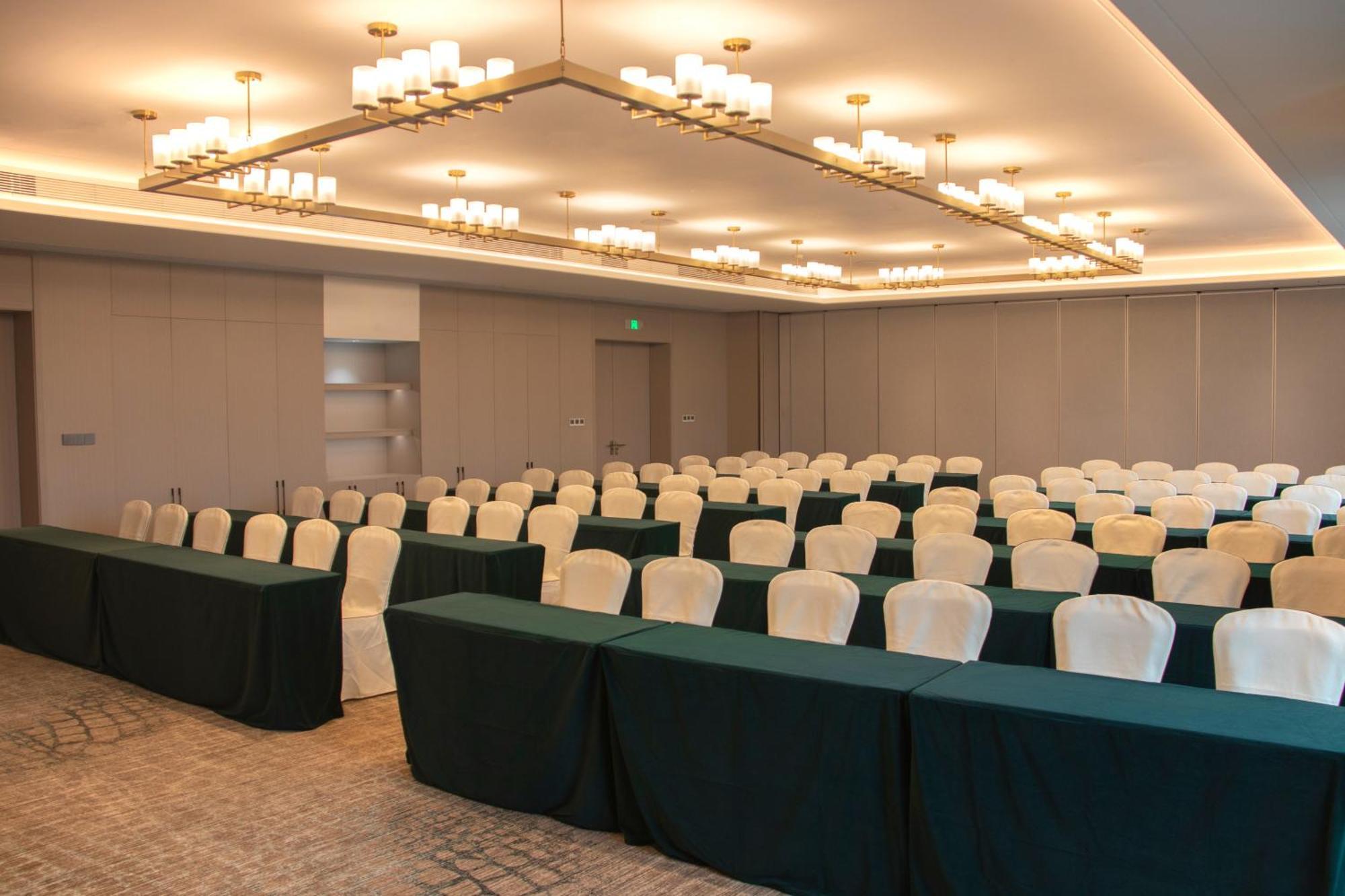 Guangzhou Pazhou Ln Dongfang Hotel Екстериор снимка