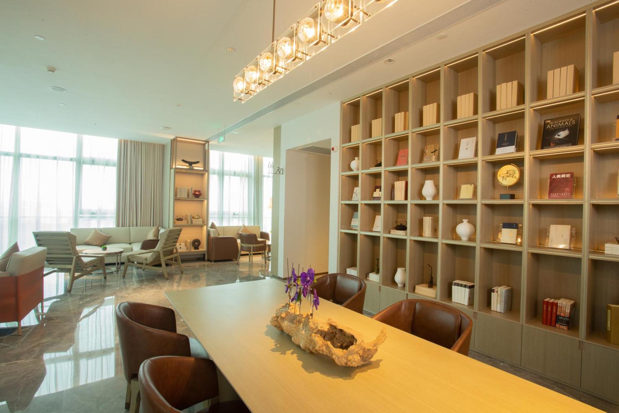 Guangzhou Pazhou Ln Dongfang Hotel Екстериор снимка