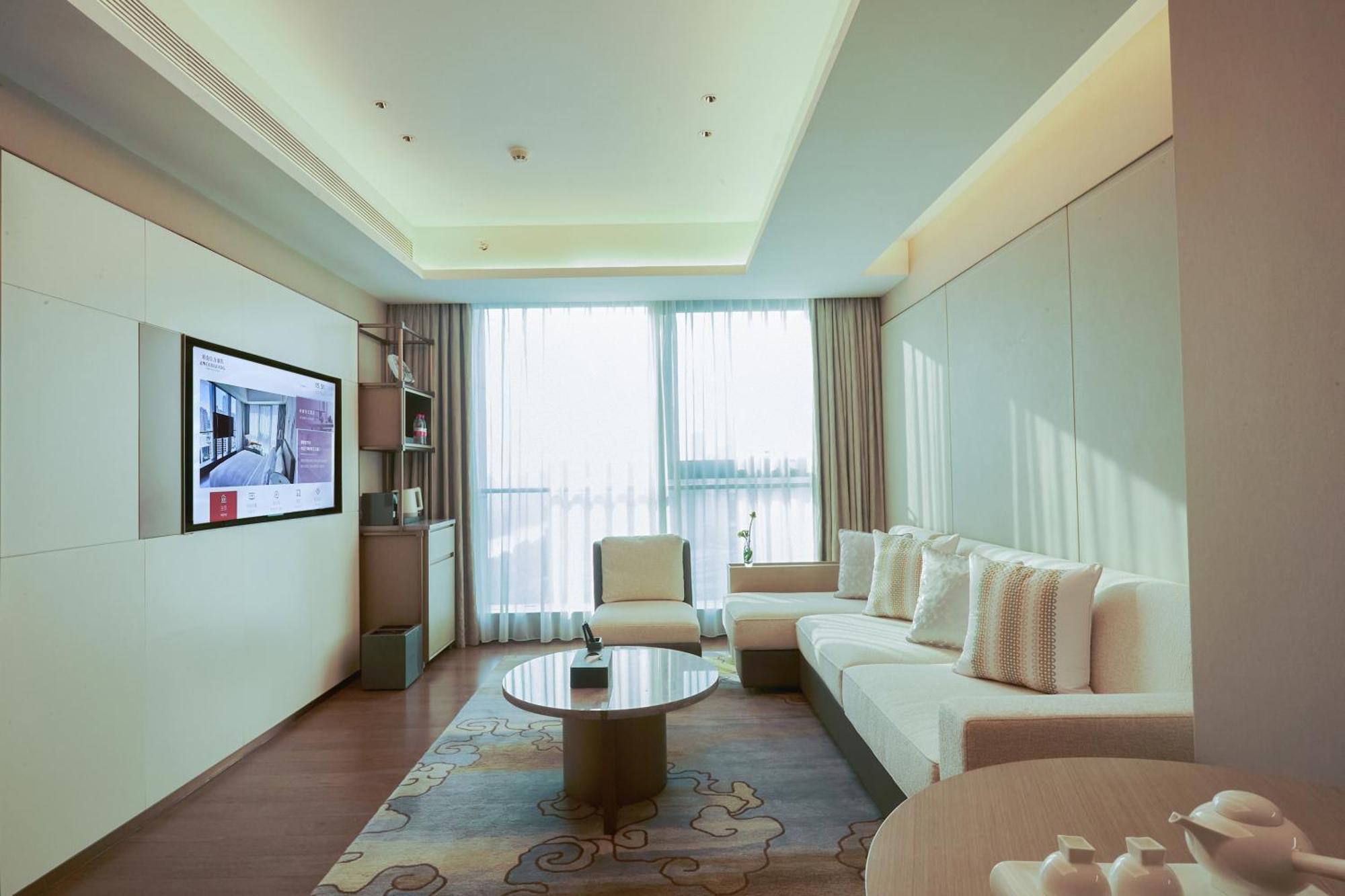 Guangzhou Pazhou Ln Dongfang Hotel Екстериор снимка
