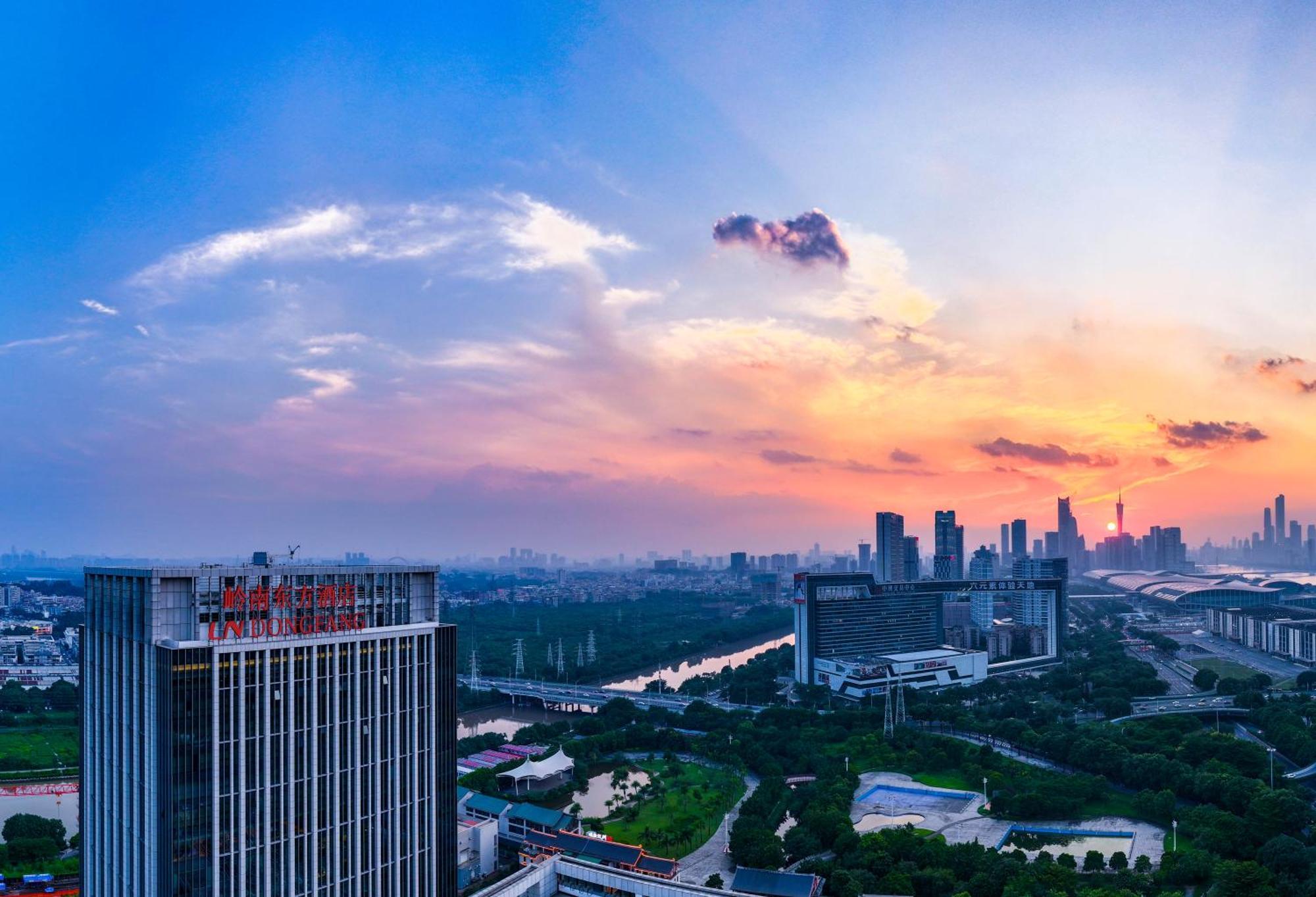 Guangzhou Pazhou Ln Dongfang Hotel Екстериор снимка