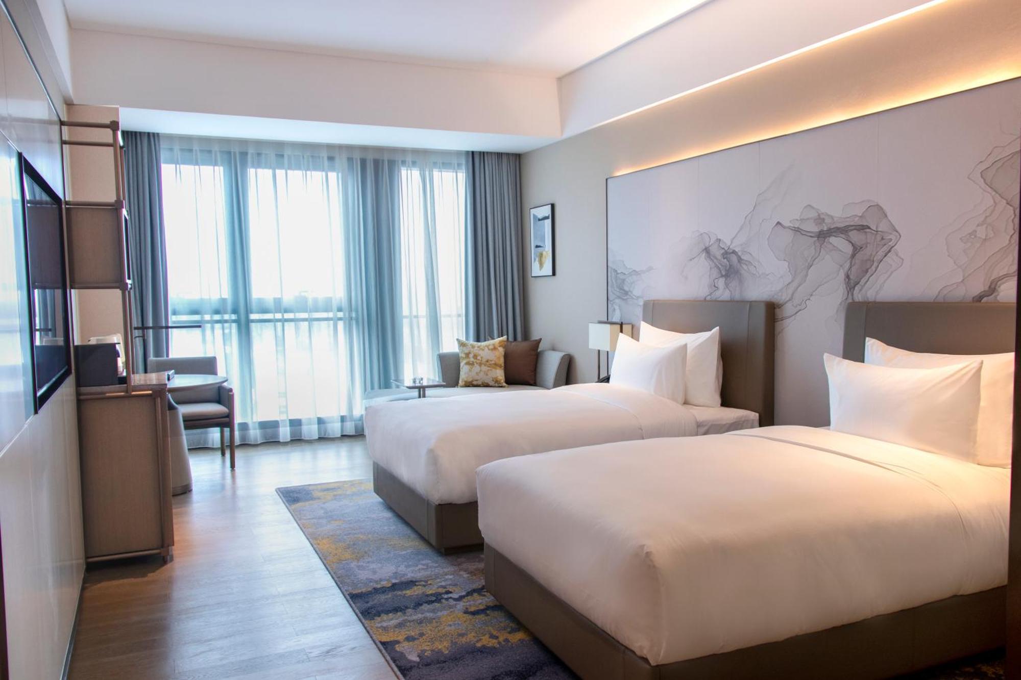 Guangzhou Pazhou Ln Dongfang Hotel Екстериор снимка